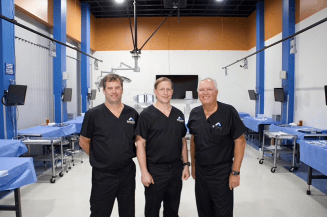 Endeavor Orthopaedics Celebrates 300th Implant Milestone!
